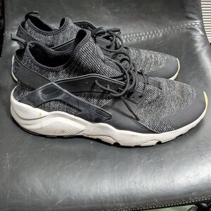 Nike Air Huarache Run Ultra Cool Grey Size 15